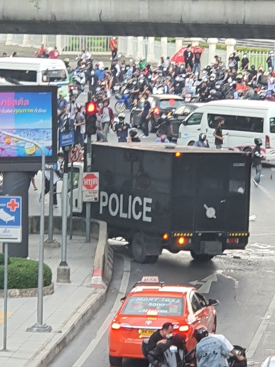 th_Ichika's tweet image. มาคันเดียวโดดๆแล้วอยู่เกิดเหตุไฟไหมมันไม่แปลกไปหน่อยหรอค่ะคุณพี่??????? 
มุกเดิมคนเชื่อก้มีแต่สลิ่มนะคะปชชเขาไม่ได้กินหญ้าแบบคุณพี่นะคะ

#ม็อบ7สิงหา