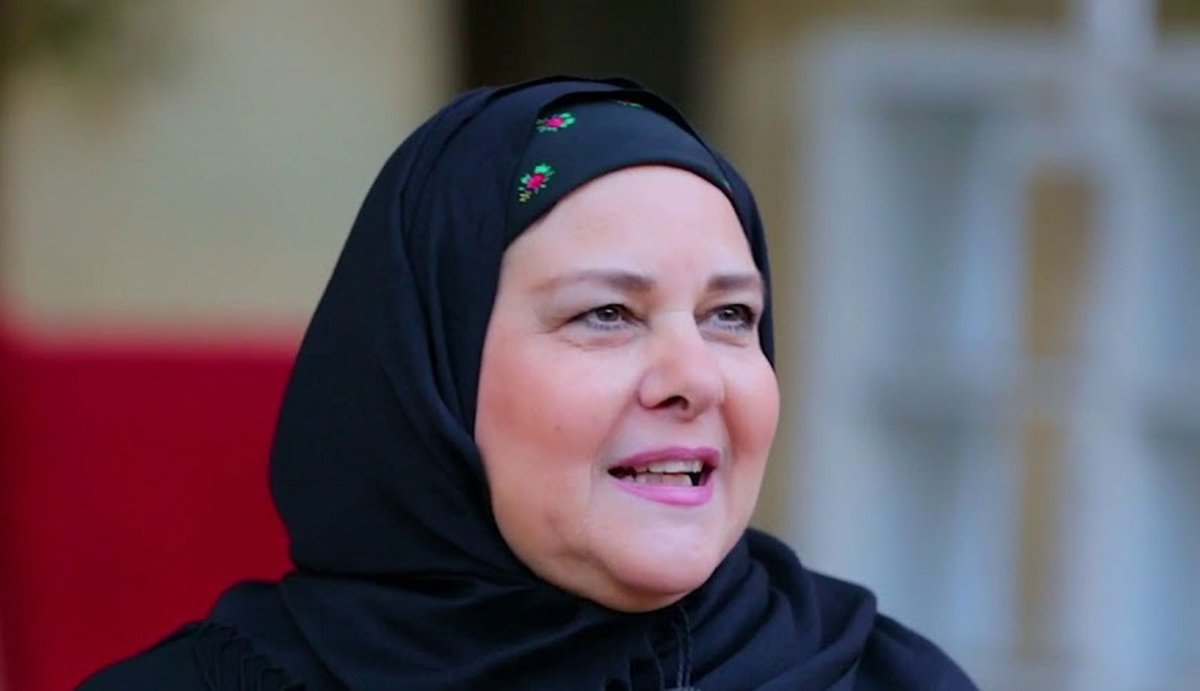 محطات في حياة الراحلة دلال عبد العزيز البيان القارئ دائما