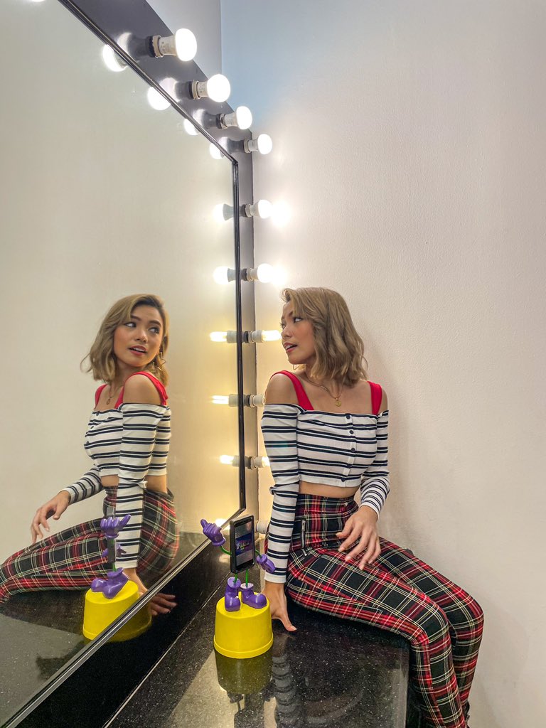 Mitzi tweet media
