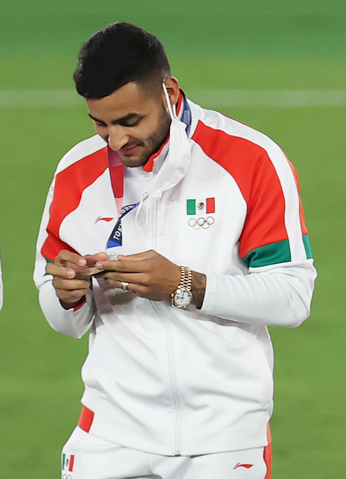 What is love? 😍🥉

#Tokyo2020 | #FMFporNuestroFútbol