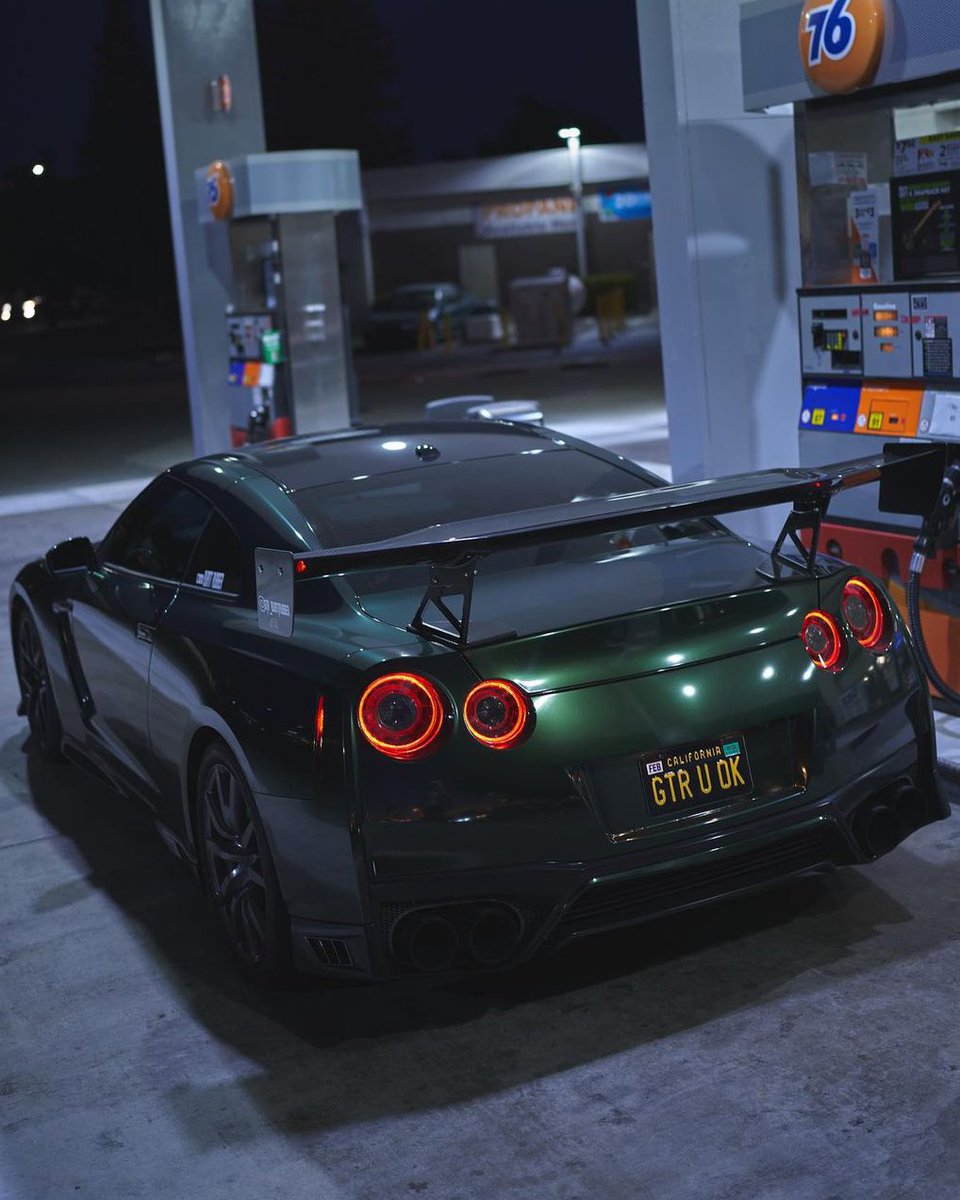 JDMshot's tweet photo. — R35 GT-R https://t.co/8ZbFvVpKFO