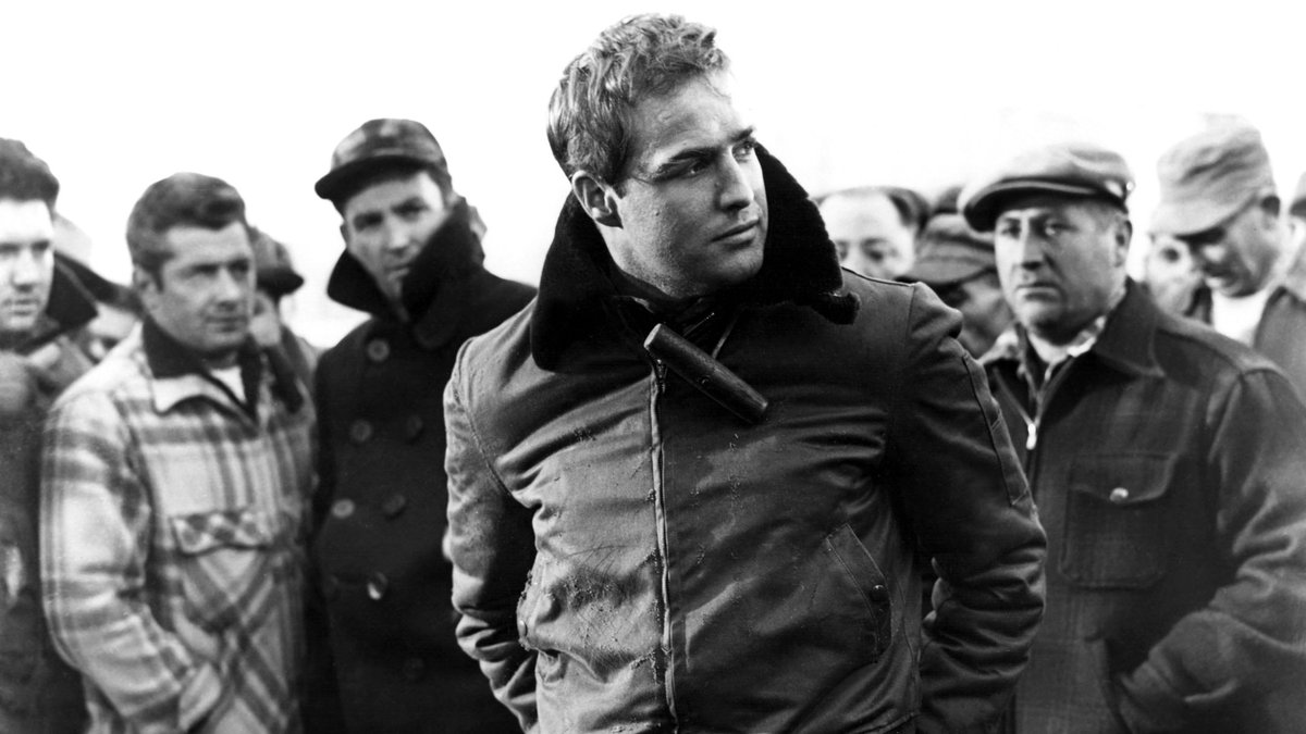 buzzkillprof's tweet photo. They just put "On the Waterfront" on Amazon Prime. Oooh boy. And this is the week where I have to work 24-7. Aargh.

#ProfessorBuzzkill #Historian4thePublic #OnTheWaterfront #history #hatm #twitterstorians #ClassicMovies #MarlonBrando #EvaMarieSaint https://t.co/HD2RbcpLBs