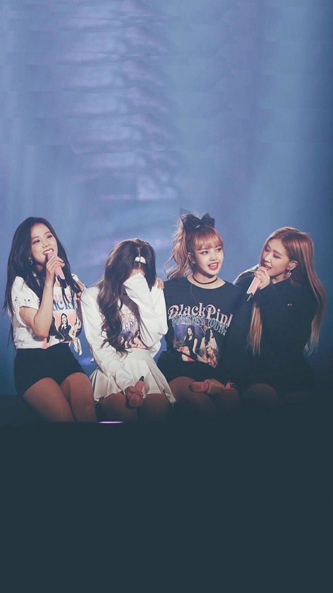 _Moon_Phoenix_'s tweet photo. I have nothing to say except THANK YOU BLACKPINK FOR BEING WITH BLINKS
#BLACKPINK5thAnniversary 
#블랙핑크_오주년_블링크랑_오래오래 https://t.co/WHfbBBs2wU