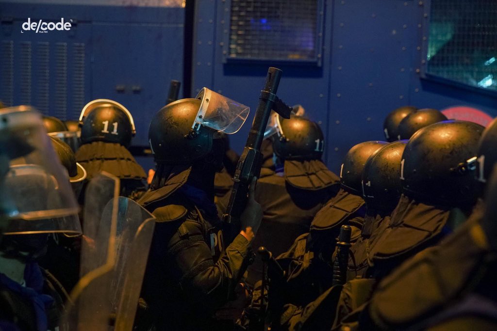 DecodePlus's tweet image. ประมวลภาพ (3) 
#ม็อบ7สิงหา
จากประชาธิปไตย สู่ชัยสมรภูมิ
คฝ.กระชับพื้นที่ มวลชนแตกกระเจิง

#decode  #crackandcraft