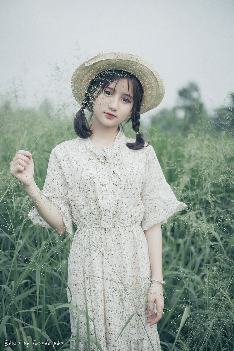 tuandespho's tweet photo. Em không phải là hoa mặt trời
Anh không phải là người duy nhất
...
Vậy thì sao phải tiếc lạc mất nhau!
-----------------
Stock by Tuan Hoa
B&amp;R: | #Map
-----------------
♐#T2nT 🤖#tuandespho
👤#Me2021 ️😝#tuan_relax 🔎#st
🎨#designer 📸#photographer https://t.co/Gsgdq226a3