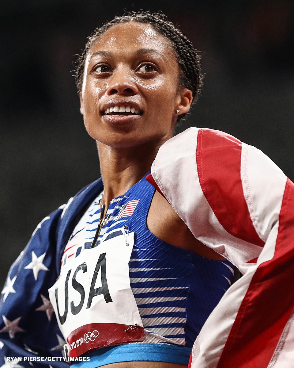 Allyson Felix: forever an Olympic legend 👏

🇺🇸 5 Olympic Games
🇺🇸 7 golds
🇺🇸 11 total medals
🇺🇸 Most decorated American track and field athlete of all time