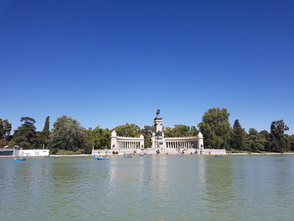 ivan_pl_23's tweet photo. Vamos hacernos un café a Madrid y volvemos? VA https://t.co/tJv2Znwj08