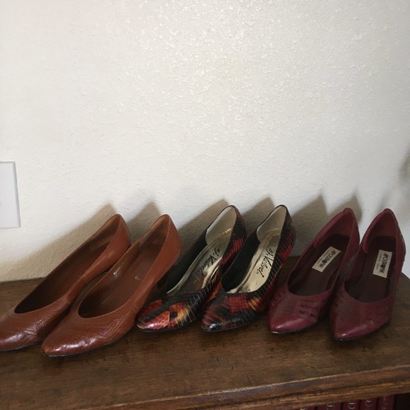 artbyLKS's tweet photo. So good I had to share! Check out all the items I'm loving on @Poshmarkapp #poshmark #fashion #style #shopmycloset #whitestag #valerciapostropheworthington #dawnjoyfashions: https://t.co/HSIyL1sZ6Q https://t.co/KvShTYGEpG
