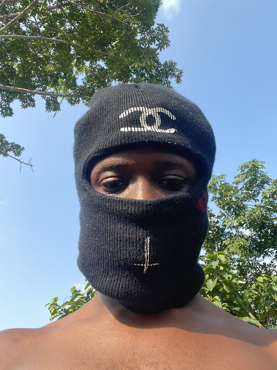 goddamnboyy's tweet photo. Hate it or leave it, the underdog is on top, @Centralcee15 #asakaa #Ghanadrill #Dashway #bbempire https://t.co/jFTZaP8y3k