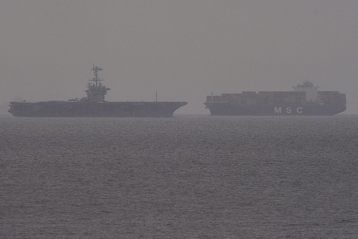 The USS HARRY S. TRUMAN (CVN-75) Nimitz-class aircraft carrier 🇺🇸 leaving Norfolk, Virginia, and the MSC RANIA, IMO:9309447 en route to Norfolk, VA, flying the flag of Panama 🇵🇦. #USNavy #USSHarrySTruman #CVN75 #AircraftCarrier #MSC #MSCRania #ContainerShip #ShipsInPics