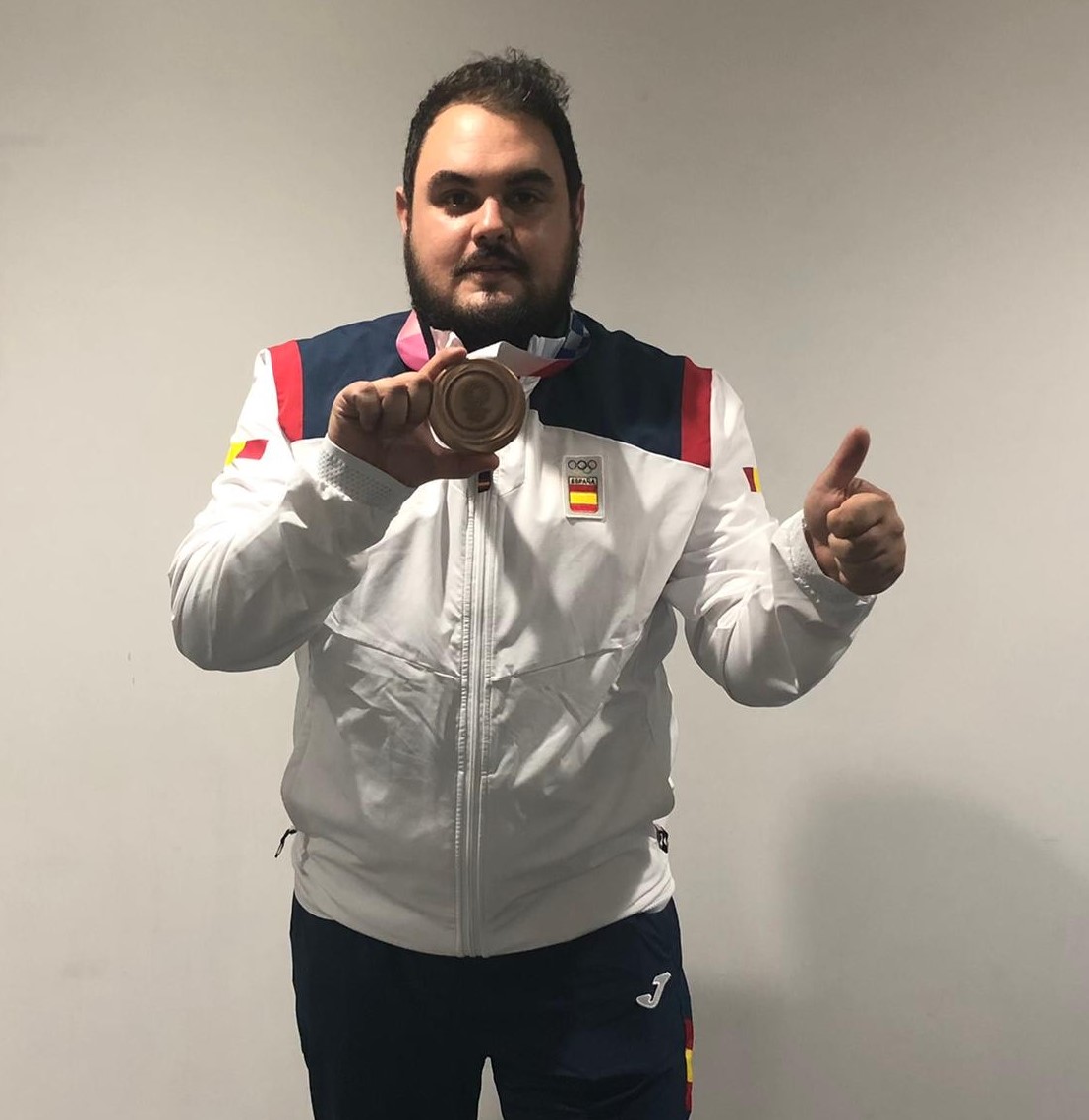 ardeportes's tweet photo. 🔴🔴 #Tokio2020 || El aragonés Juan Caamaño ya tiene su medalla de bronce.

➡️La Selección Española de Balonmano se ha impuesto esta mañana 31 a 33 a Egipto. https://t.co/phqVYiir96