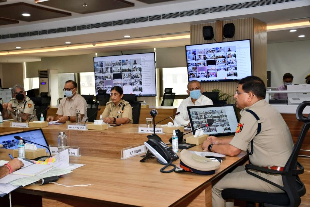 Delhi Police tweet media