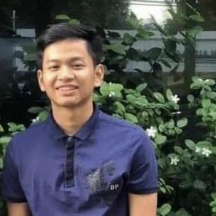 #Aug7Coup New York

Phyo Hein Htut &amp; Ye Hein Zaw are accused of hiring assassins to kill Kyaw Moe Tun.  Phyo Htein Htut’s image (left)suggests he tried to infiltrate the democracy movement.
##WhatsHappeningInMyanmar