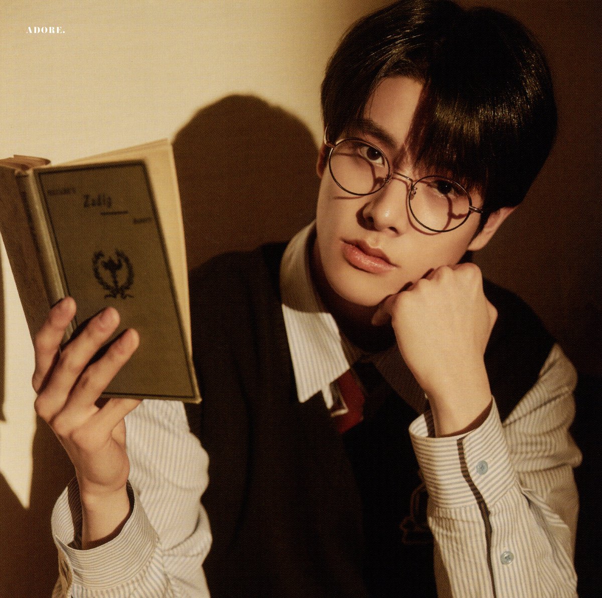 ado2re's tweet photo. [SCAN] BORDER: Hakanai (JAKE Solo Jacket) 

#ENHYPEN #엔하이픈 @ENHYPEN_members https://t.co/yIIy9R38dK
