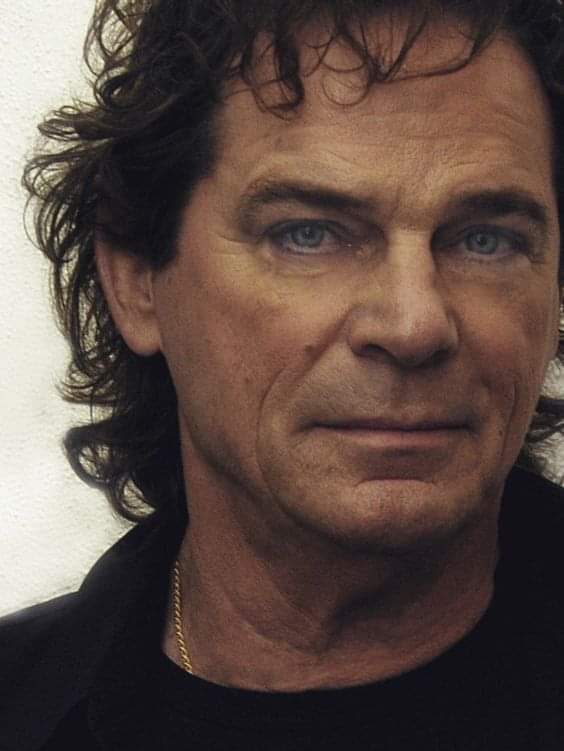 Happy Birthday to the late great BJ Thomas 