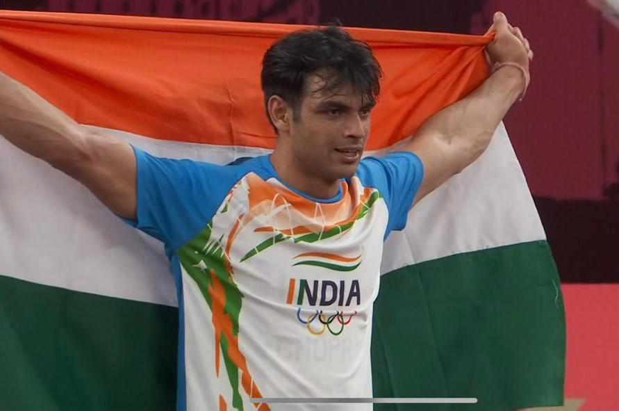 AshwiniVaishnaw's tweet photo. Unprecedented #Gold for India!
Congratulations! #Olympic Champion Neeraj Chopra, the gleam of India’s first #gold at #Tokyo2020, shines bright on every Indian today. 

A billion prayers answered. https://t.co/BRLA8akLwx