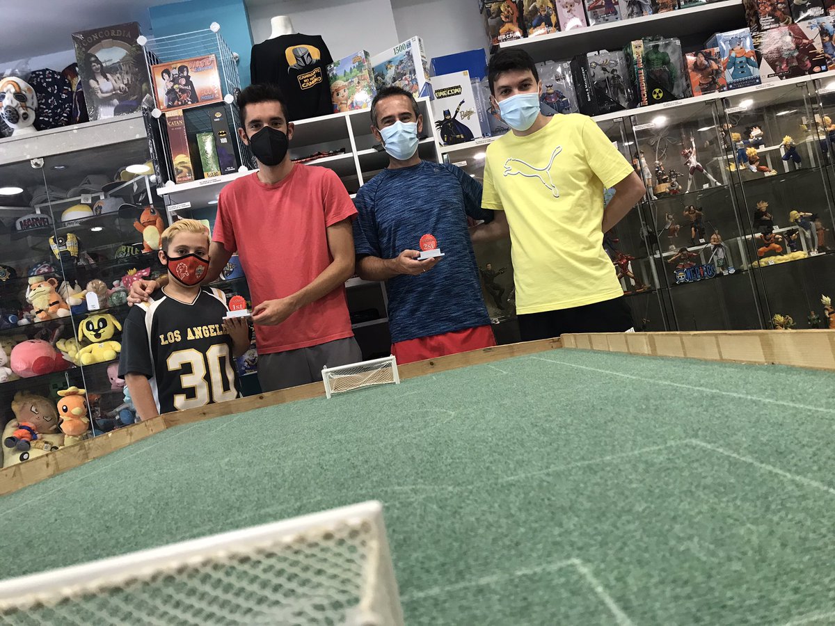 Ganadores del Torneo de #Futbolchapas de Arcade Bits. <a href="/fchalmeria/">FutbolChapas Almería</a> 
Repetiremos pronto 😉