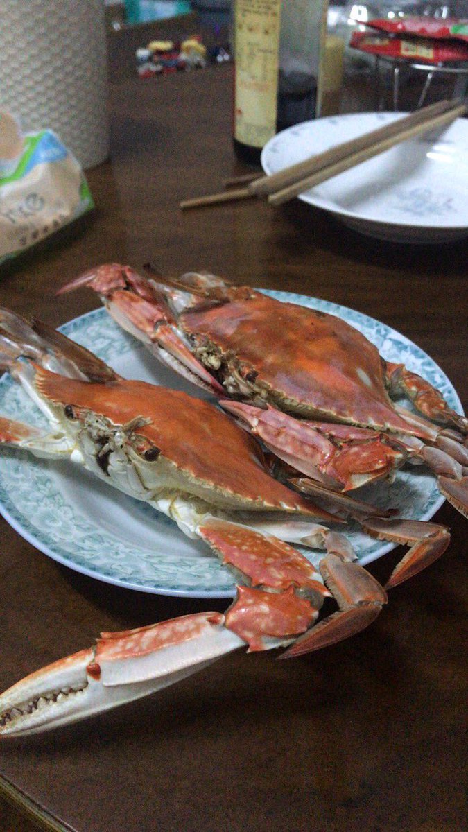 Fresh and delicious crabs from 舟山port  yum~ yum~