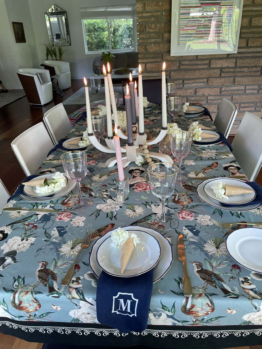 Table setting instagram.com/reel/CSQM6u3lY…