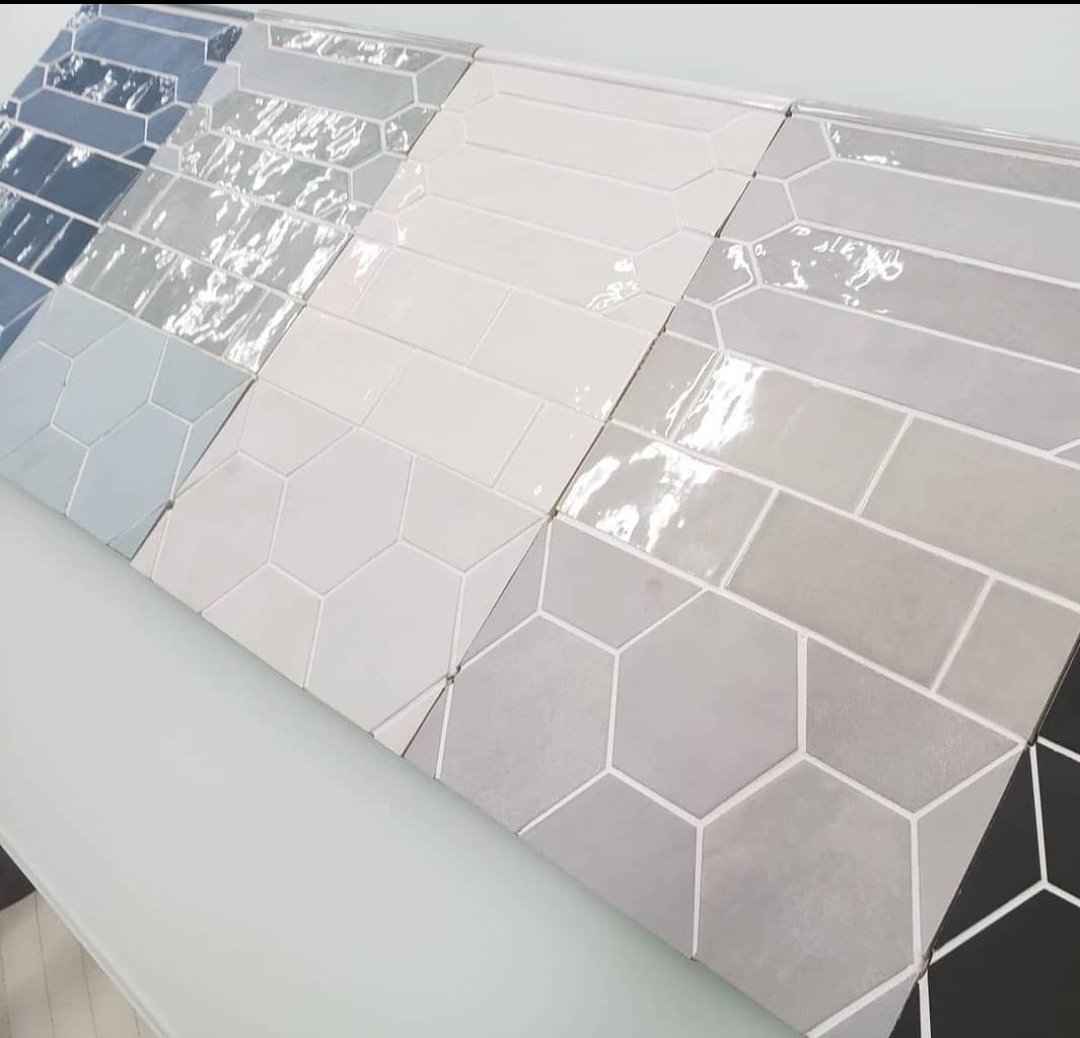 PeraTile's tweet image. Our 🌟 SWITCH COLLECTION 🌟

Stunning colors reminiscent of Old Spanish ceramics.

Perfect for both walls, floors 😍

TILE❓DETAILS

◽5 Color Options
◽Available in Matte, Glossy
◽2" x 10" Picket
◽4" x 4 1/2" Hexagon
◽2 1/2" x 5" Subway

Learn More👇

peratile.com/products/colle…