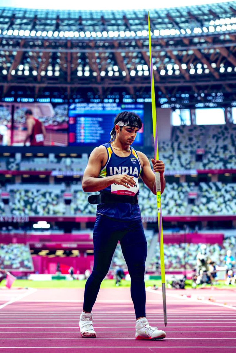raghav_chadha's tweet photo. That was truly a golden performance.
Take a bow, #NeerajChopra 🇮🇳🥇 https://t.co/gscx0MhI9v