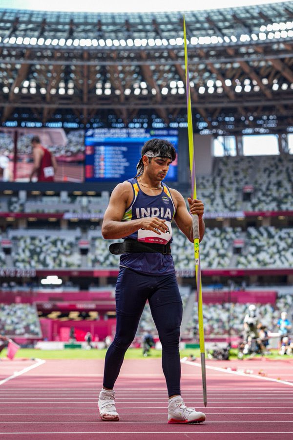 manukumarjain's tweet photo. The #Bahubali who made 1.3 Billion people go crazy today.

@Neeraj_chopra1 - #Respect ❤️🧡💙

#Neerajchopra #Gold #Olympics #Olympics2021 #India #TeamIndia https://t.co/Qoe7ee1Jxv