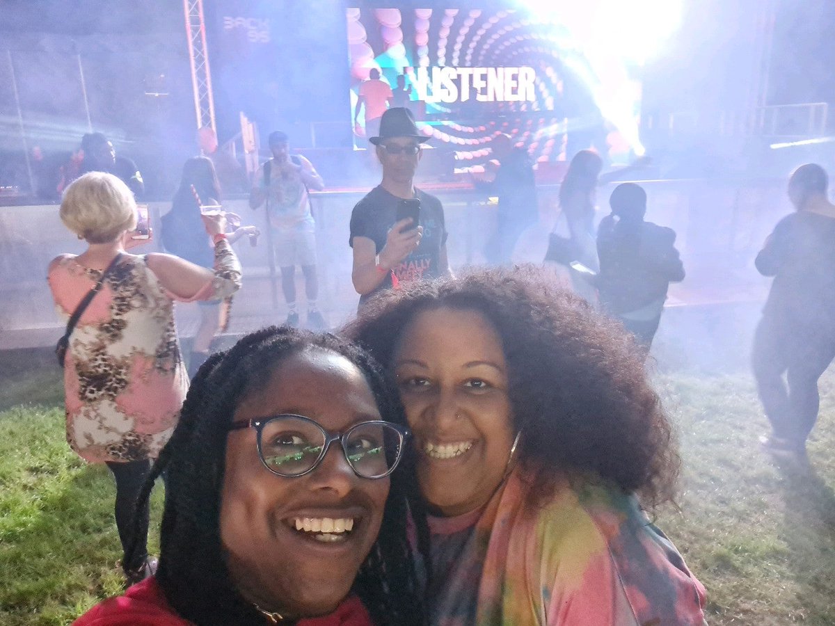 HerRoyalDykness's tweet photo. #51stFestival @51stFestival @LifeInTheBeats @laurynCabey and I ARE FUCKING RAVING #RUMOCLOCK #DRANK #TURNTUP #SLEEPISFORTHEWEAK #BACKTO95 (@ Trent Park in London, Greater London) https://t.co/PnhyZOmKaL https://t.co/PwidzGjReT