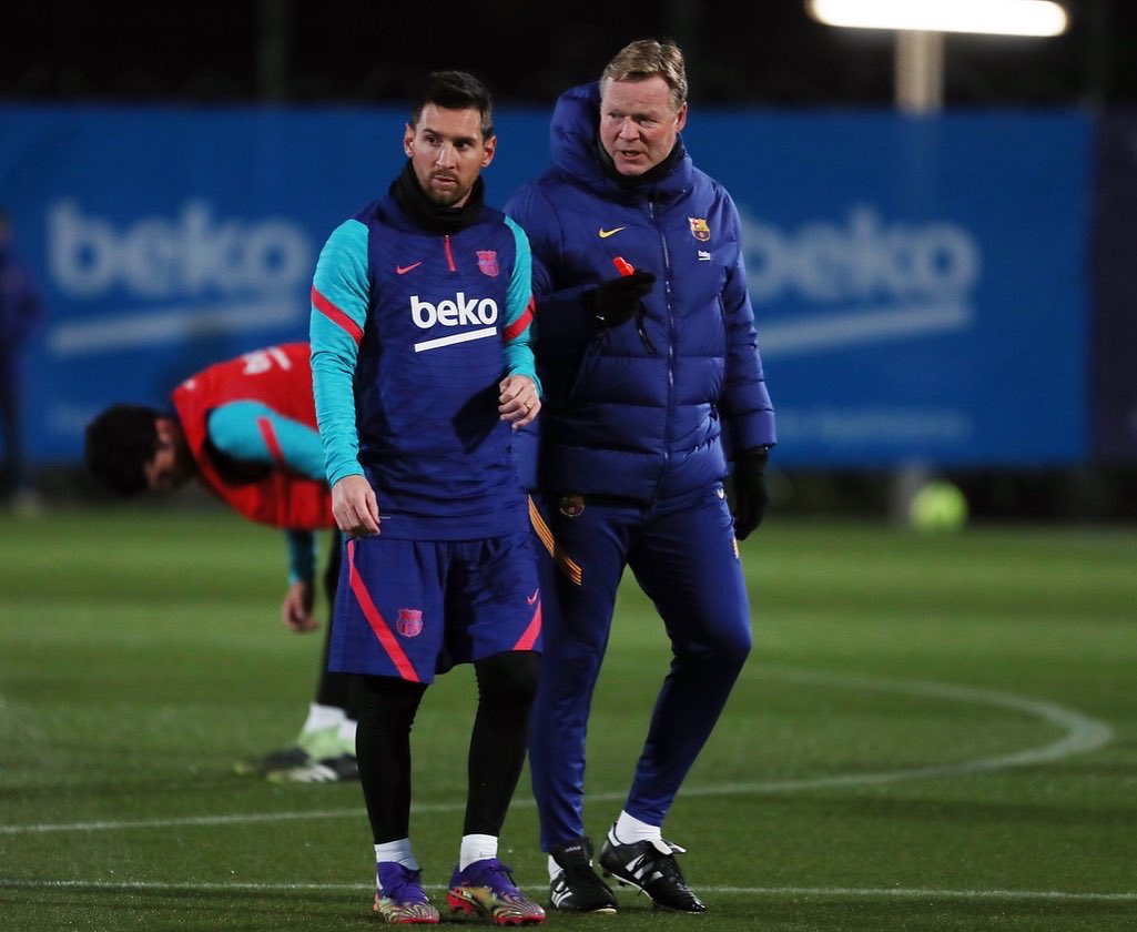 RonaldKoeman's tweet photo. Aun es difícil de asimilar que no jugarás más en el @fcbarcelona. Gracias por todo lo que has hecho por el club Leo. He disfrutado mucho la temporada que hemos trabajado juntos. Estoy impresionado por tu ética de trabajo y tu deseo de ganar. https://t.co/gjoEcOnOZA