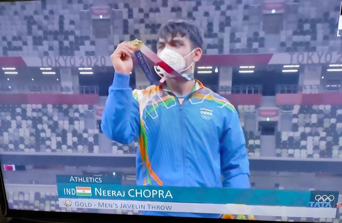 donnykhosla's tweet photo. What a moment!!!! #goldmedal #NeerajChopra https://t.co/KHi3T8nRmw