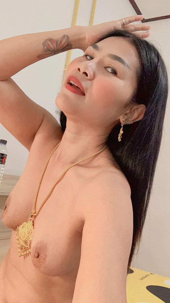 ModelZee Thailand 🌶 hottest Thai models live 🌶 tweet media