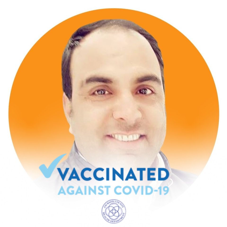 GripcodeS's tweet image. Allah Hamdulilah… I am Vaccinated Against COVID 19, Now am protect from COVID 19, and it's our responsibility that we must protect our Families and other peoples.