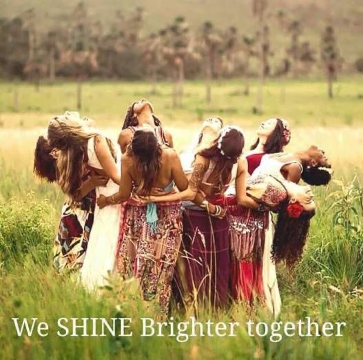 ButterflyChena's tweet photo. 😎Let your weird light Shine✨

✨Brightly… so the others know 
         
          Where to find You 💖
             💃🏻🤩🌈🎶😎 https://t.co/BcMlUCTenk