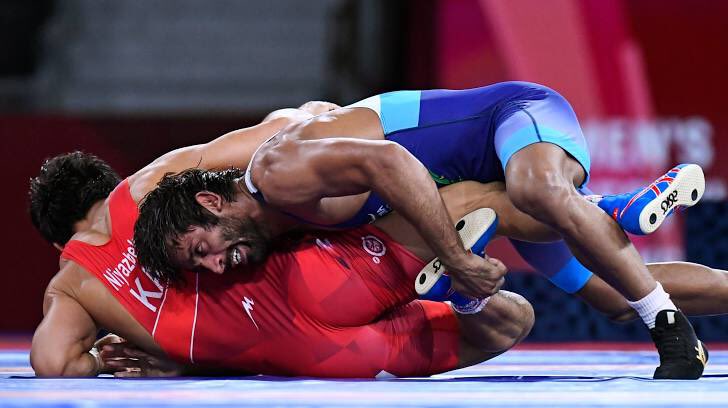 VenkyMama's tweet photo. Hearty congratulations to @BajrangPunia for winning the bronze medal at the Olympics 🥳👏🏼🇮🇳#IndiaAtOlympics #Bronze #OlympicGames https://t.co/cPVqyRqZWC