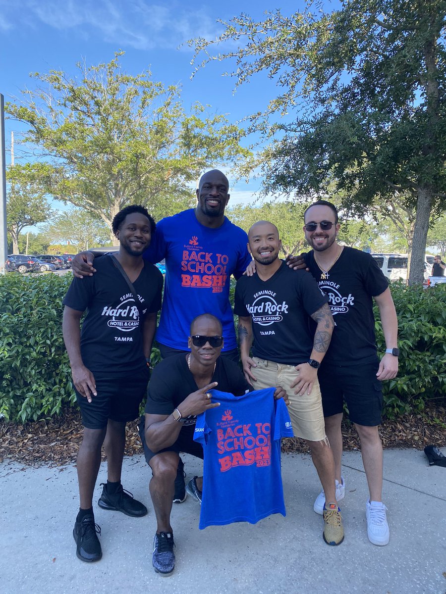 At the Back to School Bash with <a href="/TitusONeilWWE/">Titus O'Neil</a>  giving away 30,000 free backpacks stuffed with school supplies. There will also be free medical, dental and vision exams, COVID-19 vaccination shots, haircuts and more. @HardRockGuys <a href="/SHRTampa/">Seminole Hard Rock Tampa</a> #hardrockguys