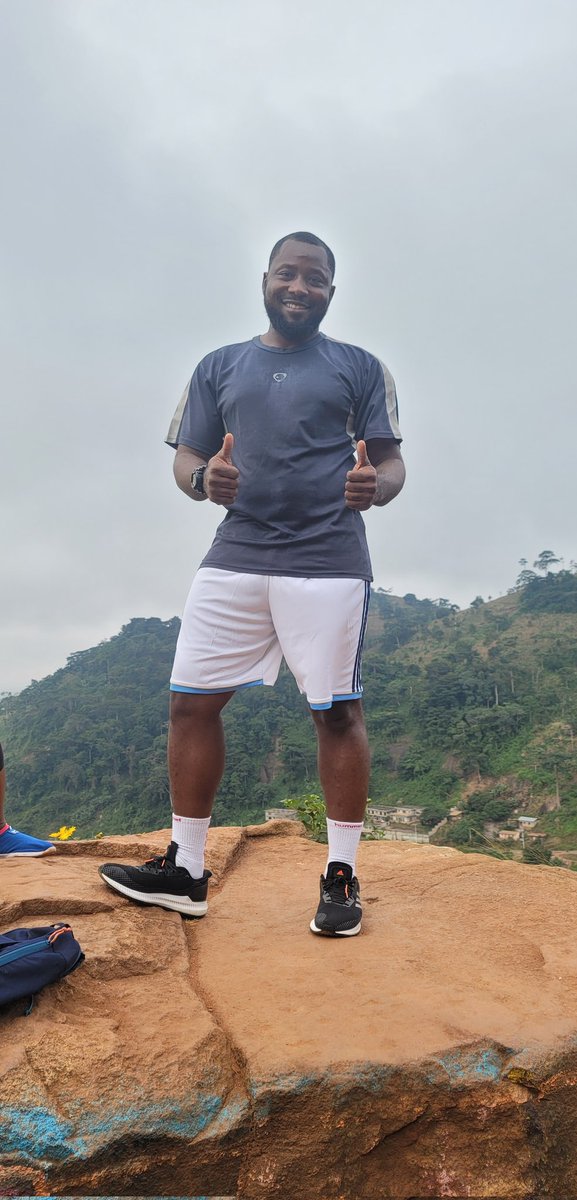 CFonsho's tweet image. Saturday grind 🏔🏃🏾 (Mt Febe) with @salahkimmie, @PascalNfor, @tezoabanda, @EpohEssouman &amp;amp; @lilprincesssih. ✌🏾