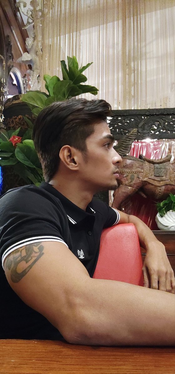 BreakFreeTeej's tweet photo. Iniwan mo man ako, makakaraos pa rin ako 🙏 https://t.co/l39QE5eTE1
