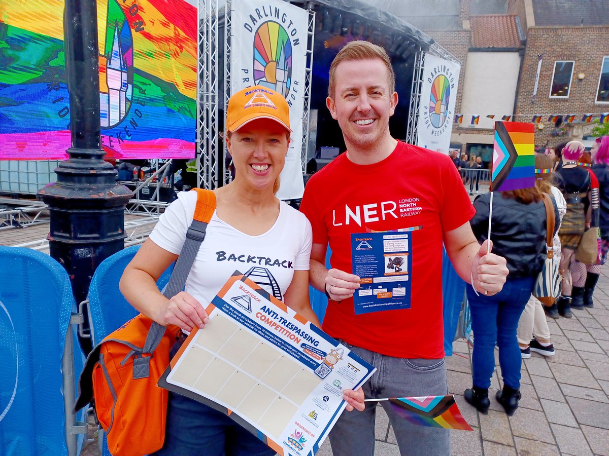Today we've been at #darlopride in #darlington market Square with <a href="/LNER/">London North Eastern Railway</a>

We've told so many young people and their families about #Backtrack. We're looking forward to seeing your entries. 

Thanks for having us <a href="/darlingtonbc/">Darlington Borough Council</a>.

#CreateItShareItSaveLives #CommunityRail