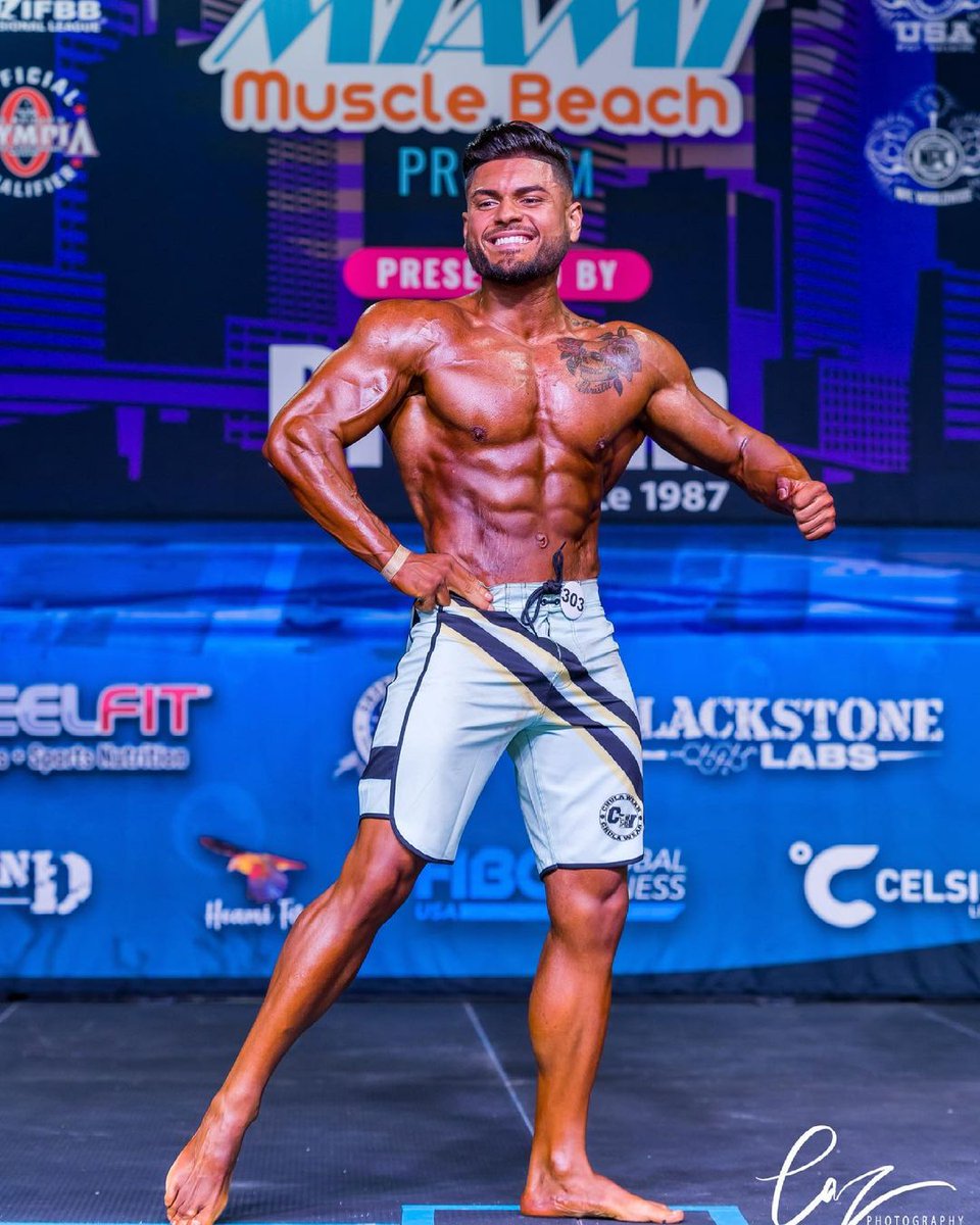 miamusclebeach's tweet photo. Congratulations to ig/bryancfitness on his second place in the #mensphysique Open class at the NPC #MiamiMuscleBeach. 🏅 We wish you luck on your road to becoming an #IFBBpro!
📸 ig/photobycaz https://t.co/xnXV78hIZs