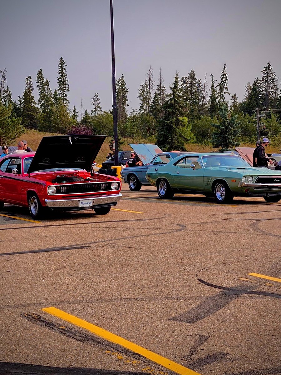 PhoneExperts tweet media