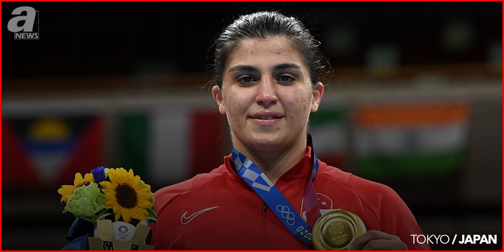 anews's tweet photo. #BusenazSurmeneli has won Turkey's first-ever boxing gold at the #Olympics by defeating China's #GuHong at the #TokyoOlympics on Saturday. #Surmeneli won the final 3:0 with two even scorecards after a bout filled with holding and awkward exchanges.
#busenazsürmeneli #tokyo2020🇯🇵 https://t.co/ZFMGBzQMMa