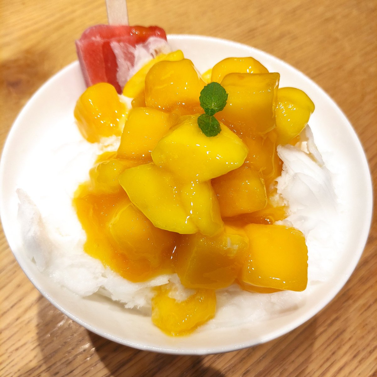 squirtfinger's tweet photo. 투썸 이제 쓰레기네요
곧 망할듯 https://t.co/SEkiDNtxf4