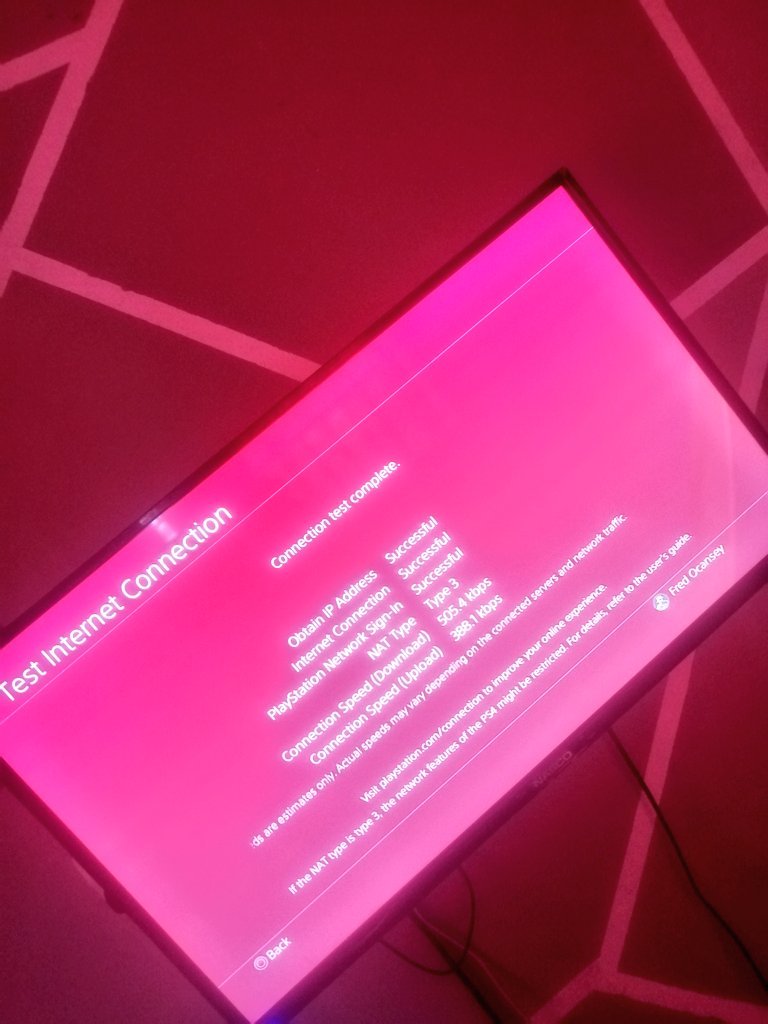 ocanseygodfred's tweet image. So @VodafoneGhana kraaaaa u no go make I enjoy one weekend without internet issues. #smartsurf this ur device dierr I regret buying it. your Adverts are very misleading.