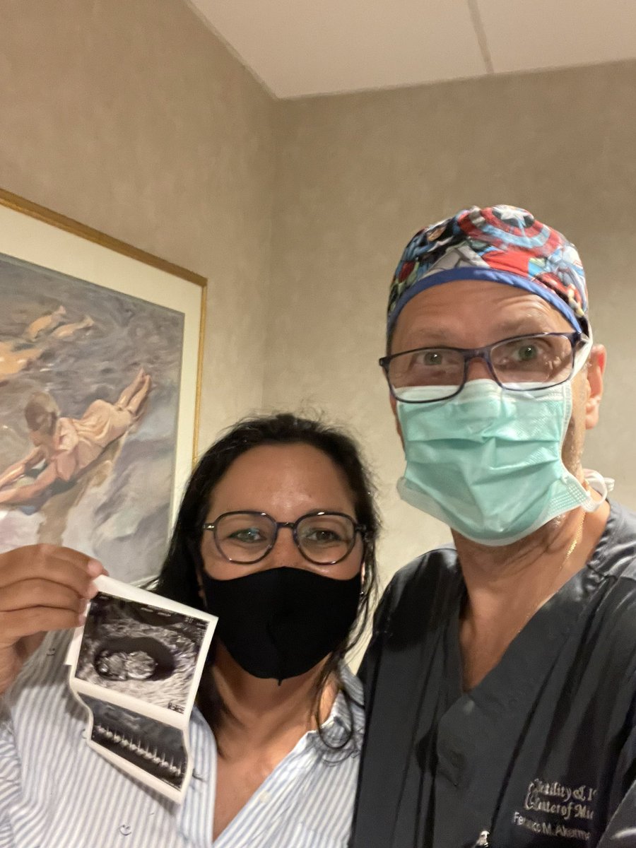 DoctorAkerman's tweet image. Felicitaciones 👩‍❤️‍💋‍👩 @barbiebostwick y @jackie0831 y hermano mayor 👦Jax !👏🏻❤️🤗 
#Bebeencamino 🤰👶🏻
#FIVFofMiami #HelpingYouMakeABaby  #DoctorAkerman #LGTBQfamily #twomoms #SpermDonor  #fertilidad #dosmamas #samesexmarriage #matrimonioigualitario #twomomfamily #twomothers