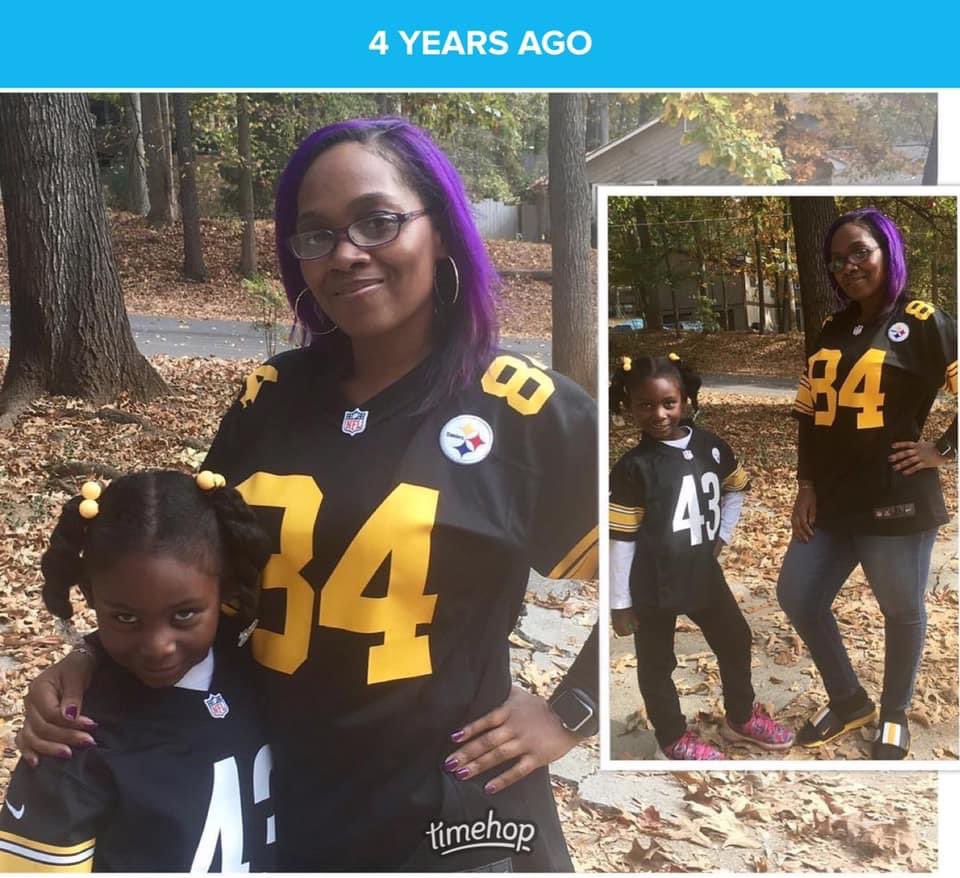 SteelCity_Peach's tweet photo. Congratulations @tpolamalu 💛🖤💛🖤 #TroyPolamalu #TroyKnows #HereWeGo #Steelers #43 #LeahMichelle https://t.co/3RqBodPeeo
