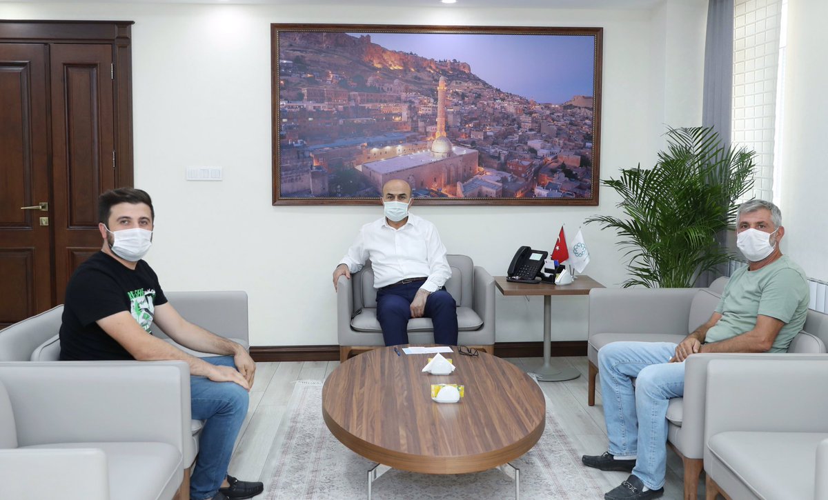Derik Fidancılık İşletme Sahibi Davut Ufak, İş İnsanları Celil Evirgen ve Aziz Evirgen’in ziyareti için teşekkür ederim.