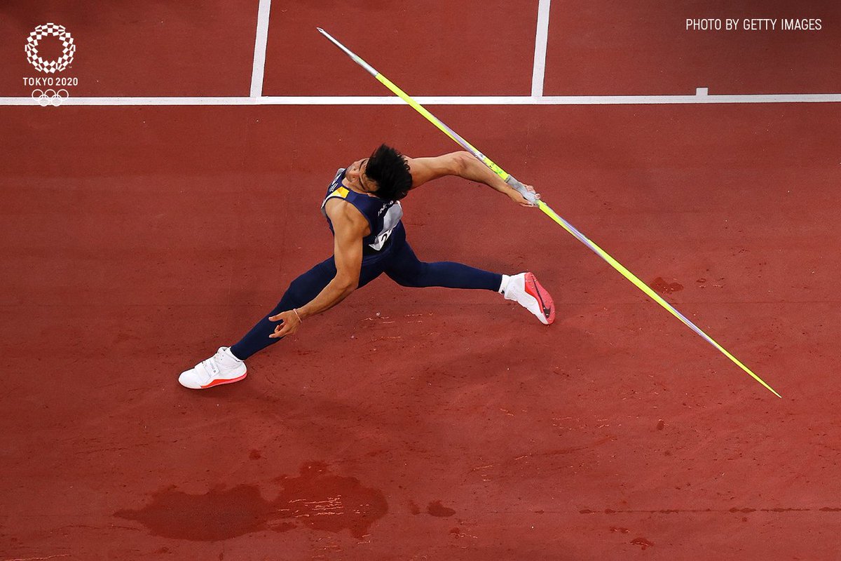OlympicKhel's tweet photo. The effort that he put 🤝 The result that he achieved

#Tokyo2020 | #UnitedByEmotion | #StrongerTogether | #IND | @Neeraj_chopra1 https://t.co/8hq6yVjox5