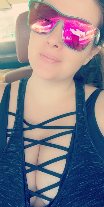 Pool day https://t.co/26jl28HEDL<a href="/tag/brunette"class="tags"><span>#brunette</span></a><a href="/tag/idgaf"class="tags"><span>#idgaf</span></a><a href="/tag/nofucksgiven"class="tags"><span>#nofucksgiven</span></a><a href="/tag/weirdos"class="tags"><span>#weirdos</span></a><a href="/tag/teeshirts"class="tags"><span>#teeshirts</span></a>