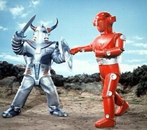 バイキング三世は、スウェーデンの戦闘用ロボットを鉄面党が改造