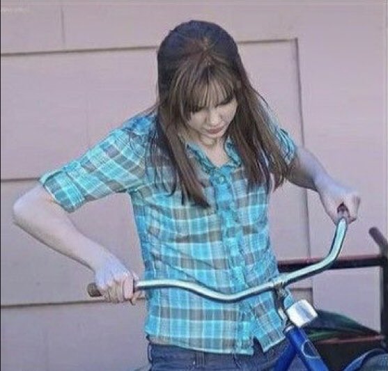 rare taylor swift pics tweet media