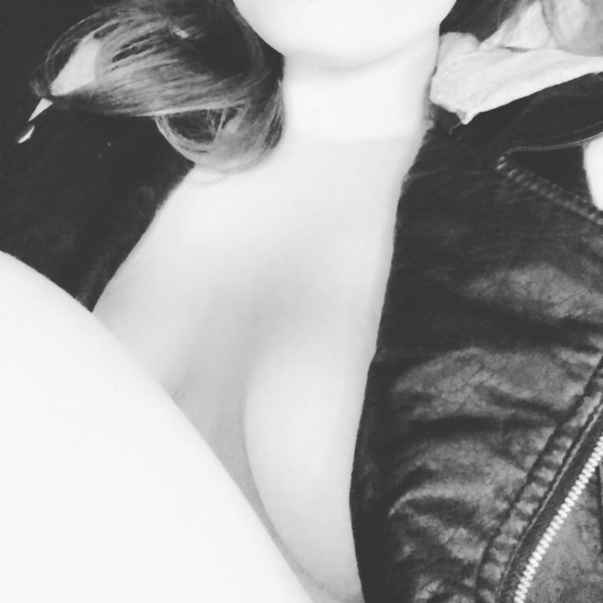New offers going on this week! Dm me to join my email club for free content and exclusive deals.   And